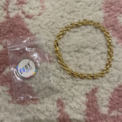 Evry jewels watch out bracelet (brand new) Middle... - Depop