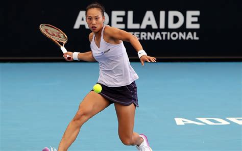 Tennis 郑钦文 的图像结果