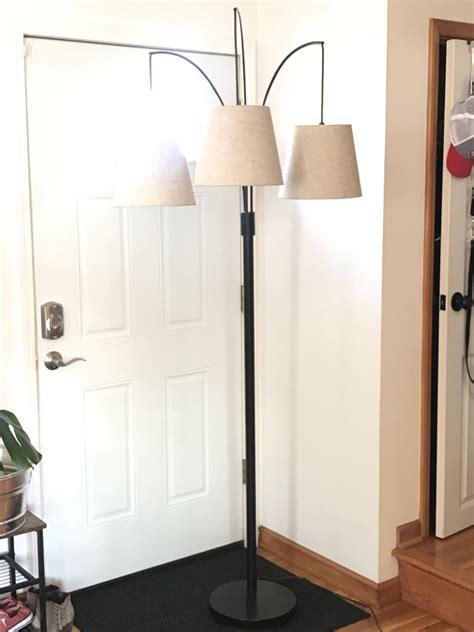 Floor Lamp- 3 Way Switch for Sale in Kansas City, MO - OfferUp
