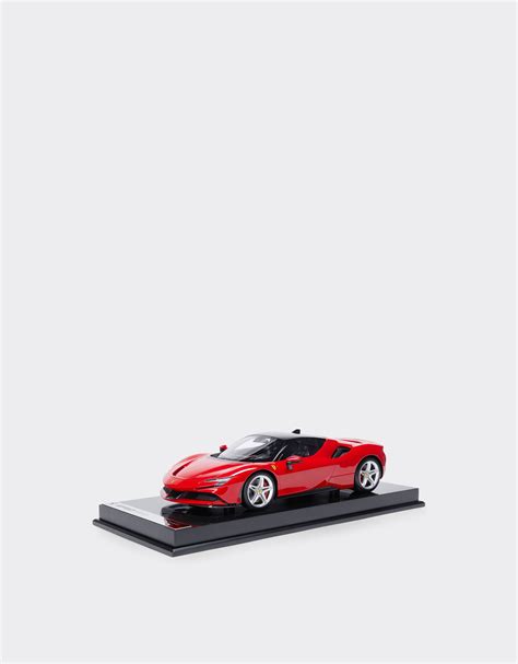 1:12-scale model SF90 Stradale in Red | Ferrari®