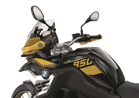 BMW Motorrad to present “40 Yerars GS Editions” to celebrate its 40th ...