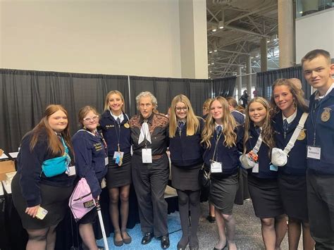 Alumni and Parents Meeting, Bellevue Independent School District, 29 ...