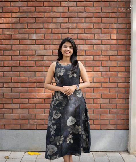 Midnight Florals Modal Cotton Maxi Dress – LiliumByShrivha