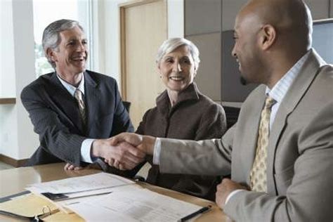 How Does the Principle of Voluntary Exchange Operate in a Market Economy?