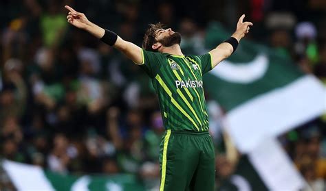 Shaheen Afridi set to play in the ILT20 2024; signs three-year deal ...