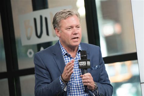 Ex-'To Catch a Predator' host Chris Hansen makes court after arrest warrant