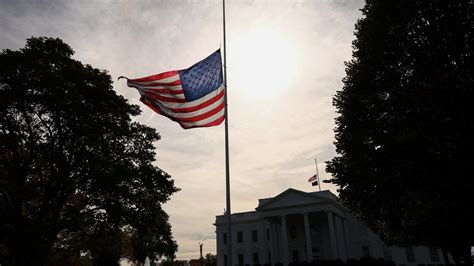 Will flags be lowered to half-staff after Dick Cheney's death?