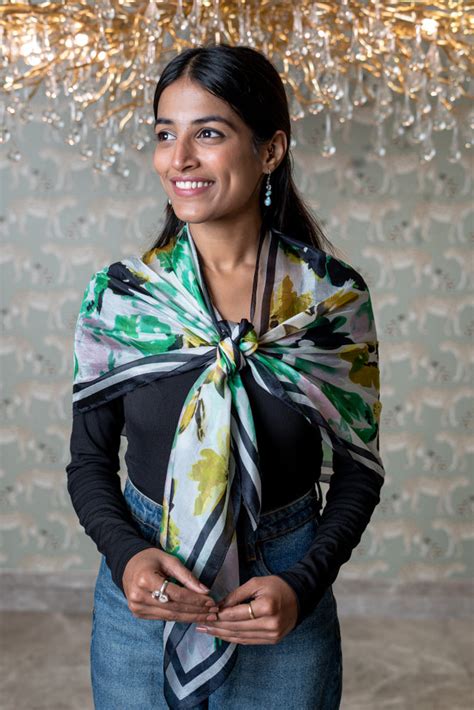 OMVAI Multi color Vintage Brush Flower Silk Stole – OMVAI India