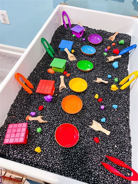 20 Engaging Sensory Table Ideas for the Preschool Classroom - Play to ...