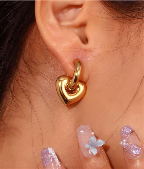 OUZEL | Luxe Essentials for the Global Fashion Elite