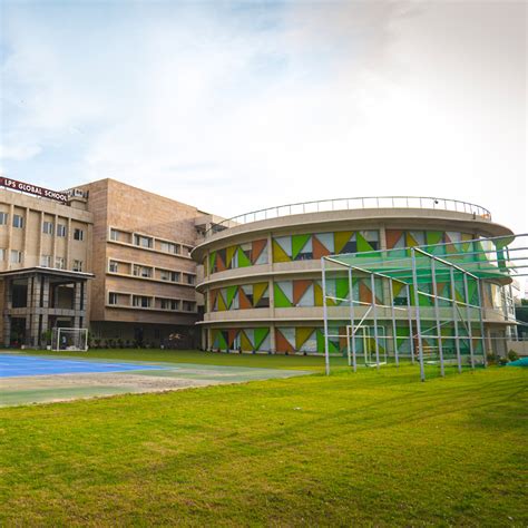 Best International School in Noida | Top CBSE School in Noida Sector 51