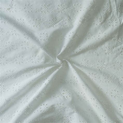 Width 58 Inches Pure Cotton Hakoba White With Eight Petal Flowers Jaal ...