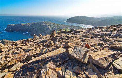 Senderismo de fin de semana por los escarpados paisajes del Alt Empordà