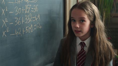 CRÍTICA | Com uma nova versão, “Matilda: O Musical” é criativamente inspirador – Tribernna