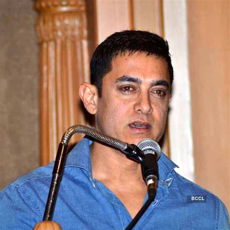 Aamir addresses the audience at the launch of Road Safety Campaign ...