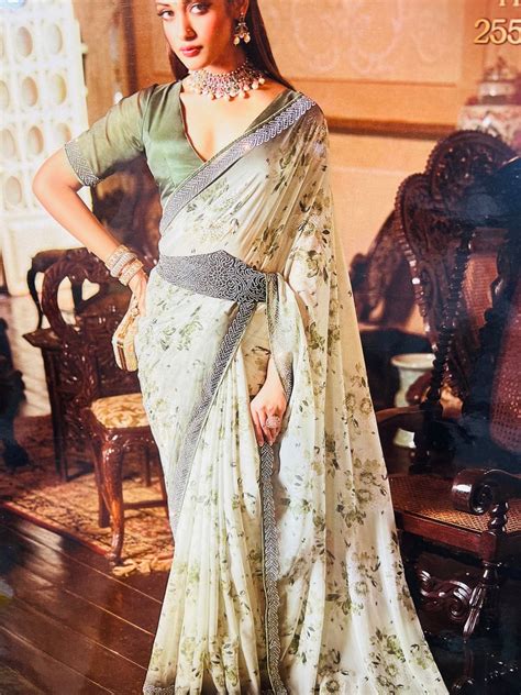 Premium organza saree – Aur Dikhao.