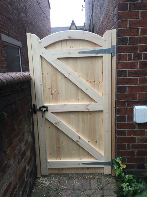 Wooden Garden Gate Arched Top Bespoke Sizes Available | Etsy UK