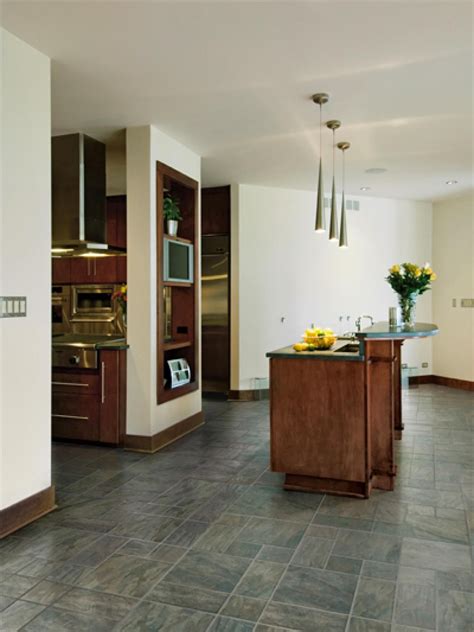 Laminate Floor Sealer For Waterproofing