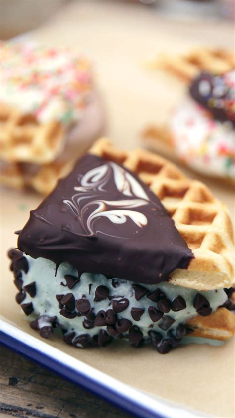 Ice cream waffle sandwiches – Artofit