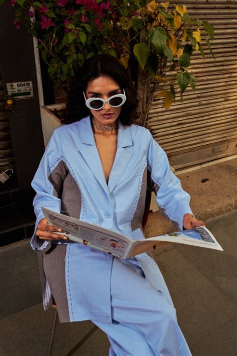 RIRI TWO PIECE CO-ORD SET WITH COLOR BLOCKED BLAZER AND BOOT CUT PANTS ...