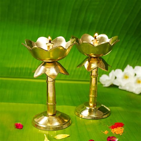 Buy Ekhasa 100% Pure Brass Heavy Udupi Nanda Table Diya for Puja ...