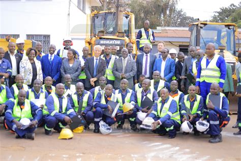 Heavy Equipment Repair Training 的图像结果