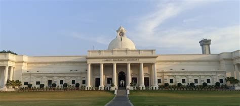 FUNCTIONAL MATERIALS LABORATORY