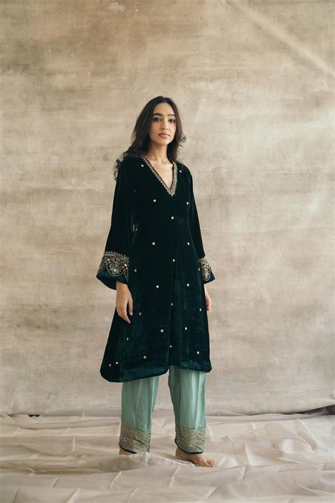 Silk Velvet – Sureena Chowdhri