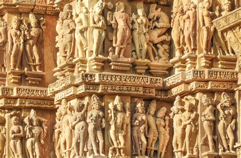 India - Khajuraho’s Magnificent Temples - Mondisti.com - who built khajuraho temple