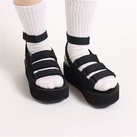 TEVA FLATFORM MEVIA BLACK（テバ フラットフォーム メヴィア-ブラック） | atmos（アトモス） 公式オンラインストア