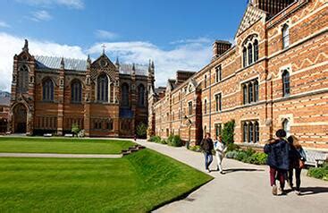 国际学生学费最便宜的英国大学排名 本科硕士差异大-英国选择院校|留学攻略-51offer让留学更简单