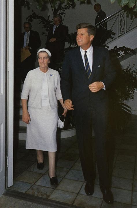 Golda Meir Kimdir, Hayatı ve Resimleri
