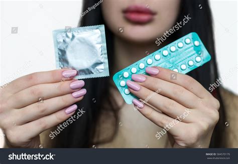 10,328 Condom Birth Control Images, Stock Photos & Vectors | Shutterstock