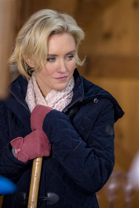 Romance at Reindeer Lodge: on tv