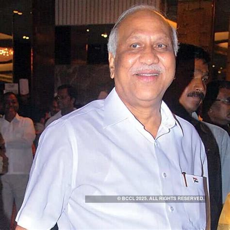 Vilas Muttemwar during Rutuja and Tanmay Jadhav's wedding party held in ...