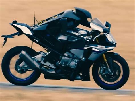 Watch This Robot Try To Beat The Lap Time Of A Motorcycle Champion On A ...