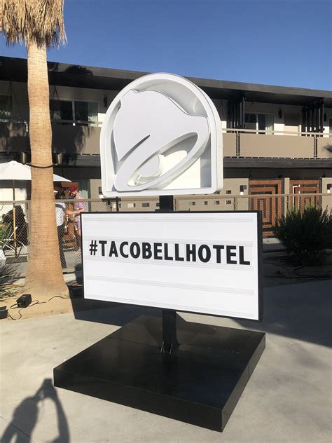 The (Taco) Bell Hotel Palm Springs | BFFTAYLOR ♥ Official Website