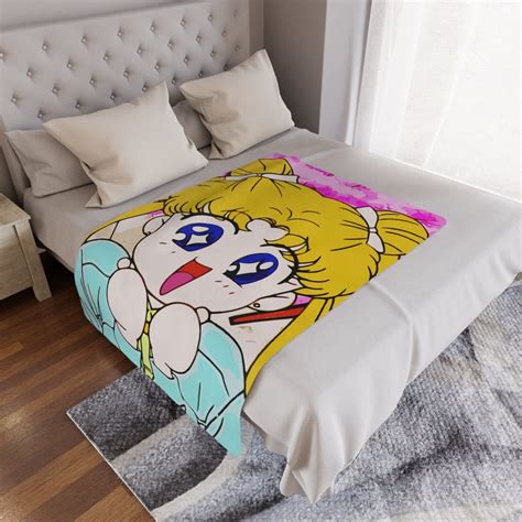 Luna Sailor Moon Blanket - Sailor Moon Merch