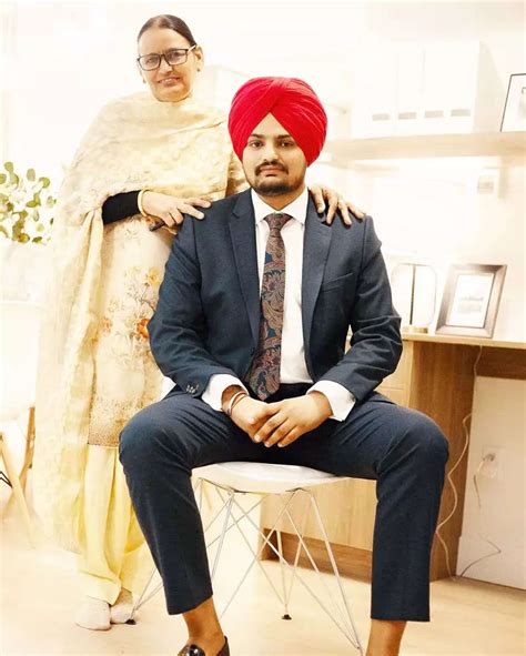 Sidhu Moose Wala shot dead: These pictures of Punjabi singer will leave ...