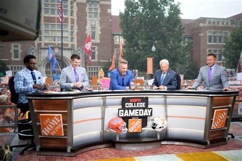Lee Corso and ESPN GameDay crew make their picks for Ohio State vs ...