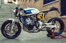 Honda Hornet Pc41 Cafe Racer by Caf 201 En La Playa Xtr S Ready Honda Hornet Racer Honda Hornet Pc41 Cafe Racer