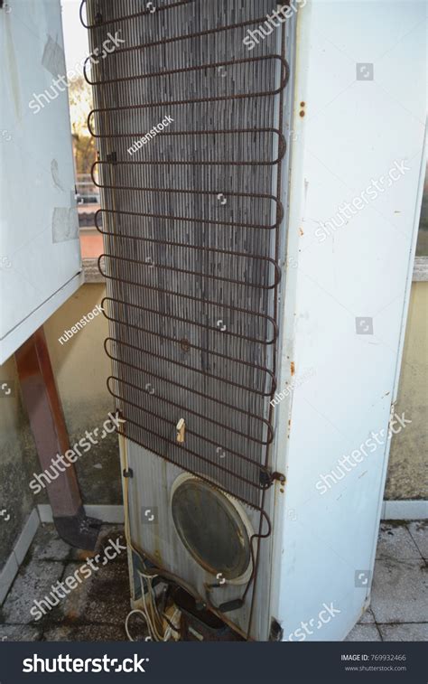 Fridge Back 的图像结果