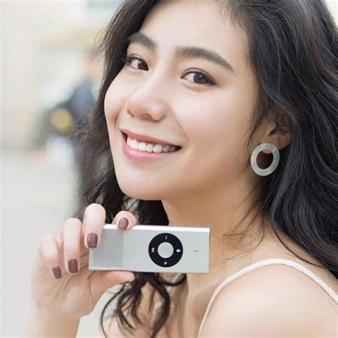 Xiaomi AI Translator – Translates in 14 different languages - Furper