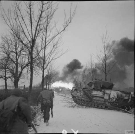 36 Fiery Photographs of Flamethrowers Through the Ages | War History Online