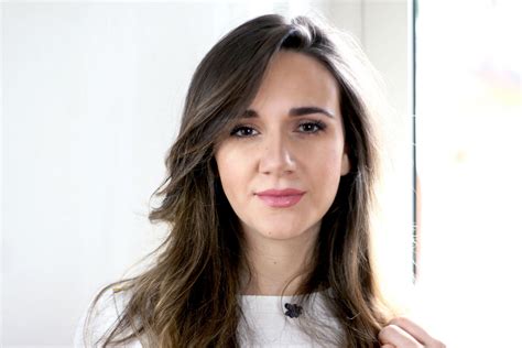 Natural Everyday Makeup Look | Video Tutorial - GLAM OBSERVER