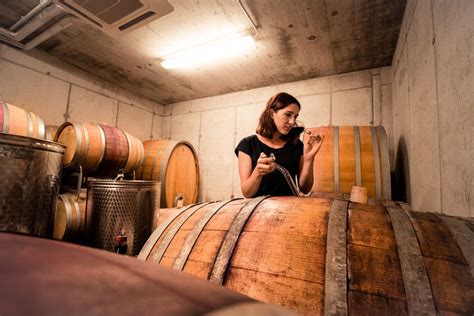 Nicht nur am Weltfrauentag: Ihr Wein schmeckt nach Gleichberechtigung ...