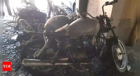 Six vehicles gutted in fire at residential society's parking lot in ...