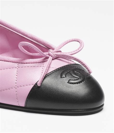 Ballet flats - Lambskin, pink & black — Fashion | CHANEL شانيل