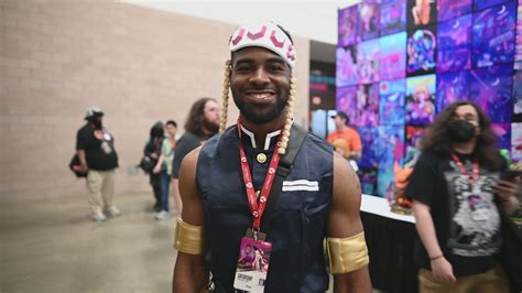 Check out the supremely animated cosplayers of A-Kon 2023 | wfaa.com