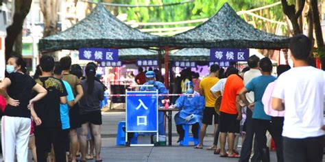 8万游客滞留三亚！让游客半价续住，续的也是旅游城市形象_北京日报APP新闻